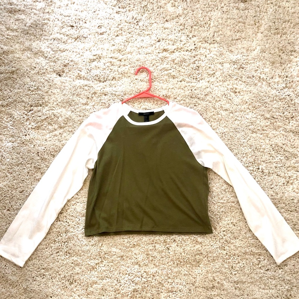 S green/white long sleeve